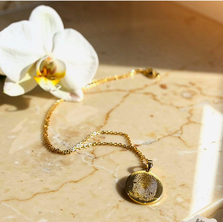 Round Pendant Necklace